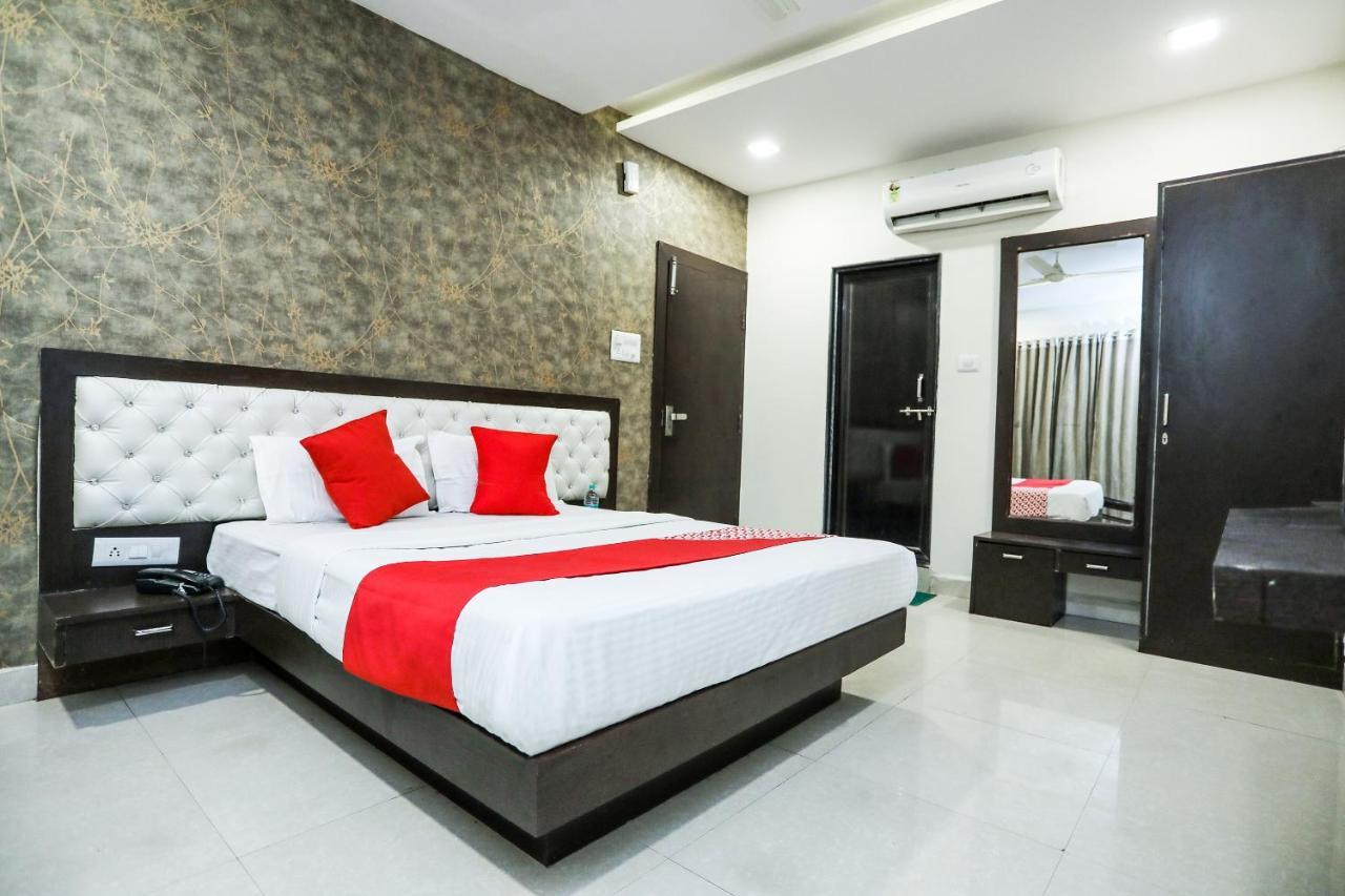 Oyo 2681 Hotel Madhuram Palace 博帕尔 外观 照片